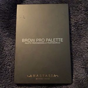 ABH Pro Brow Palette